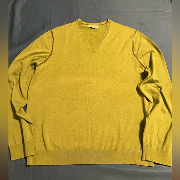 Men’s Cashmere V-Neck Sweater - Picture 1 of 3